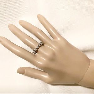 Middle Finger Rhinestones Eternity Ring